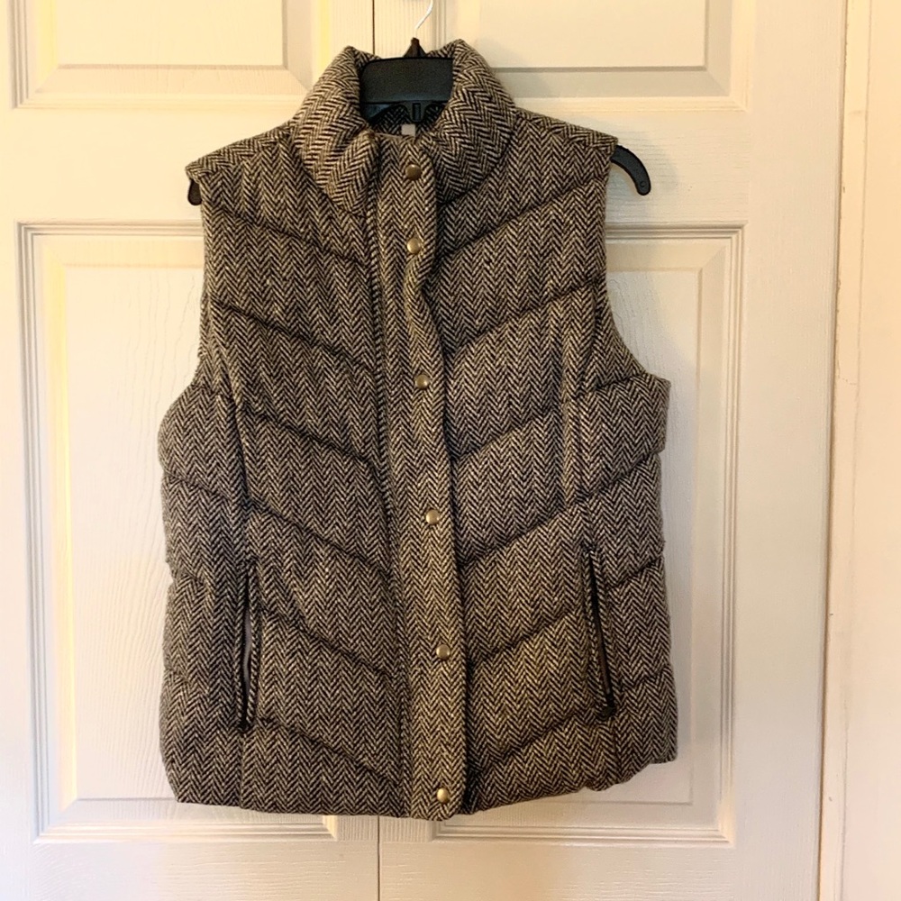 Gap Outdoor Edition women’s large puffer vest